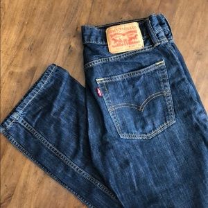 Levi 513 Dark Wash W 32 L 34 jeans